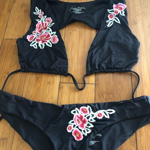 Frankie's Bikinis Other - Frankies Bikinis Shea Top/Bottom S/M